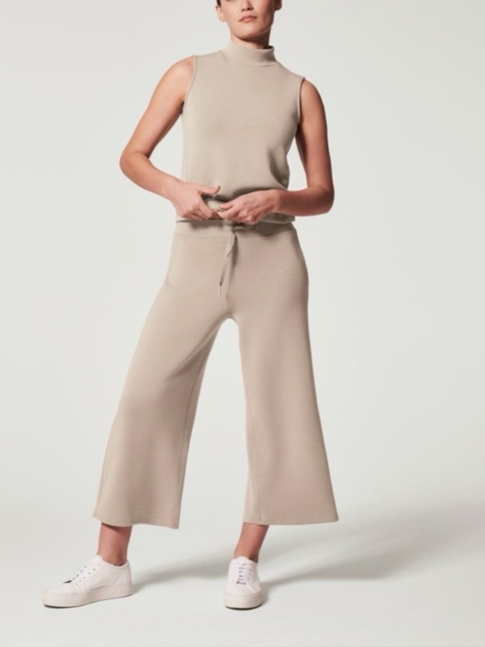 SPANX AirEssentials Cropped Wide Leg Pant Beige size Large Petite